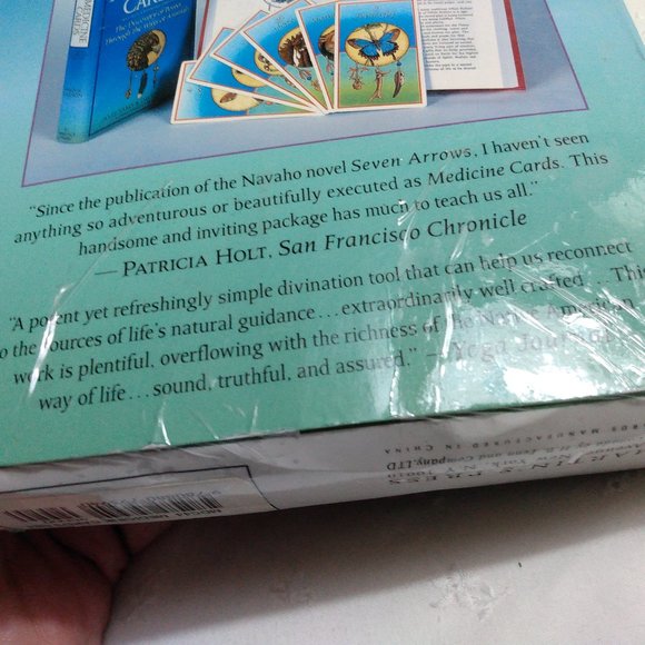 Medicine Cards: The Discovery of Power Through the Ways of Animals - Picture 4 of 6